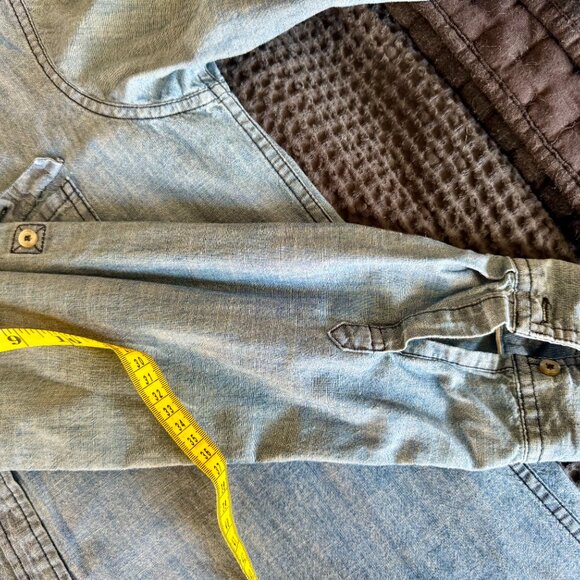 Classic Levis Button Up Shirt Dress Size Medium Chambray Denim Western - Picture 12 of 13